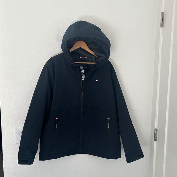 Tommy Hilfiger Men's Performance Hooded Jacket Size XL Color Navy - Picture 1 of 16